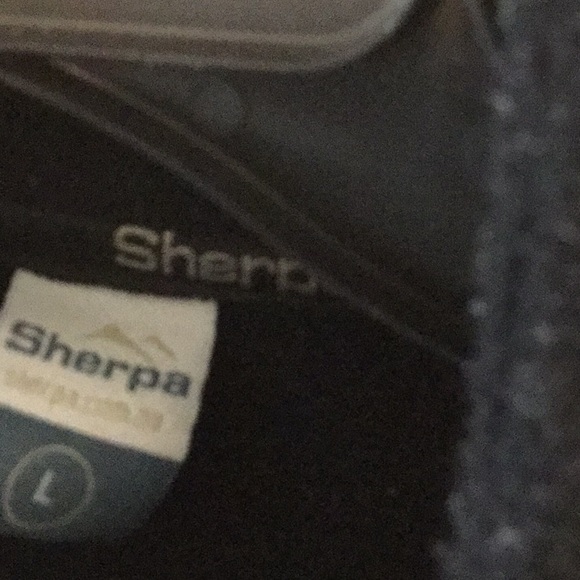 Fleece zip up - Picture 3 of 3